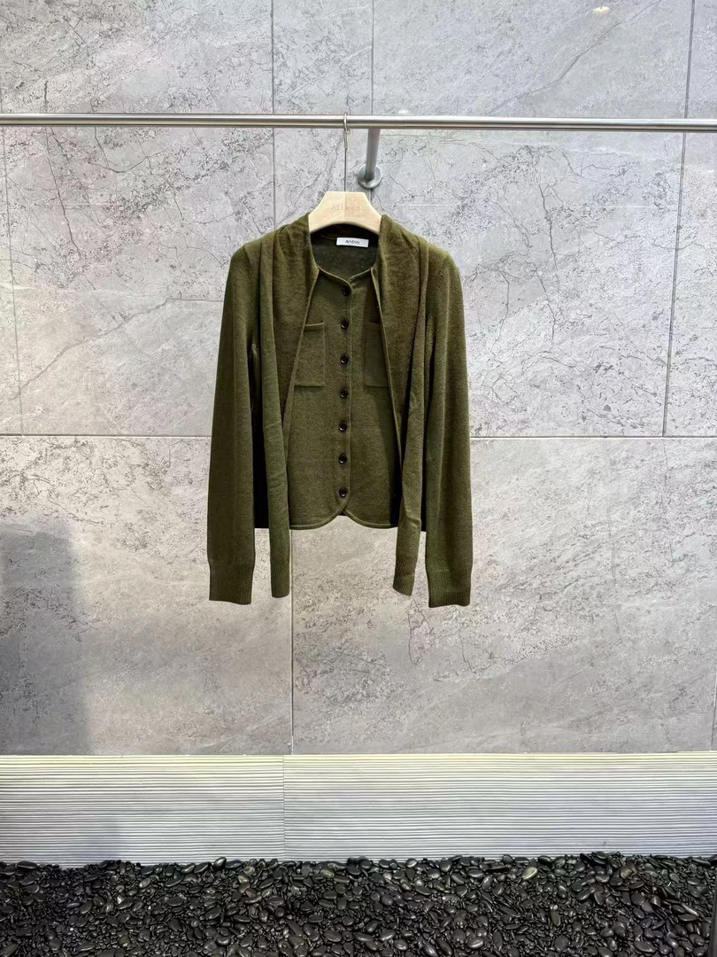 【AVVENN】设计师品牌25冬新品长袖高领飘带上衣92801575