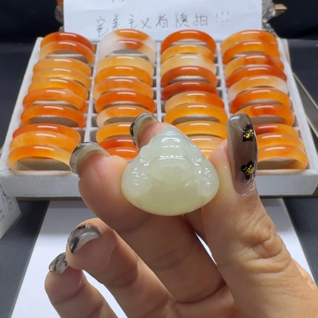 石英质玉（黄龙玉）未镶嵌手镯