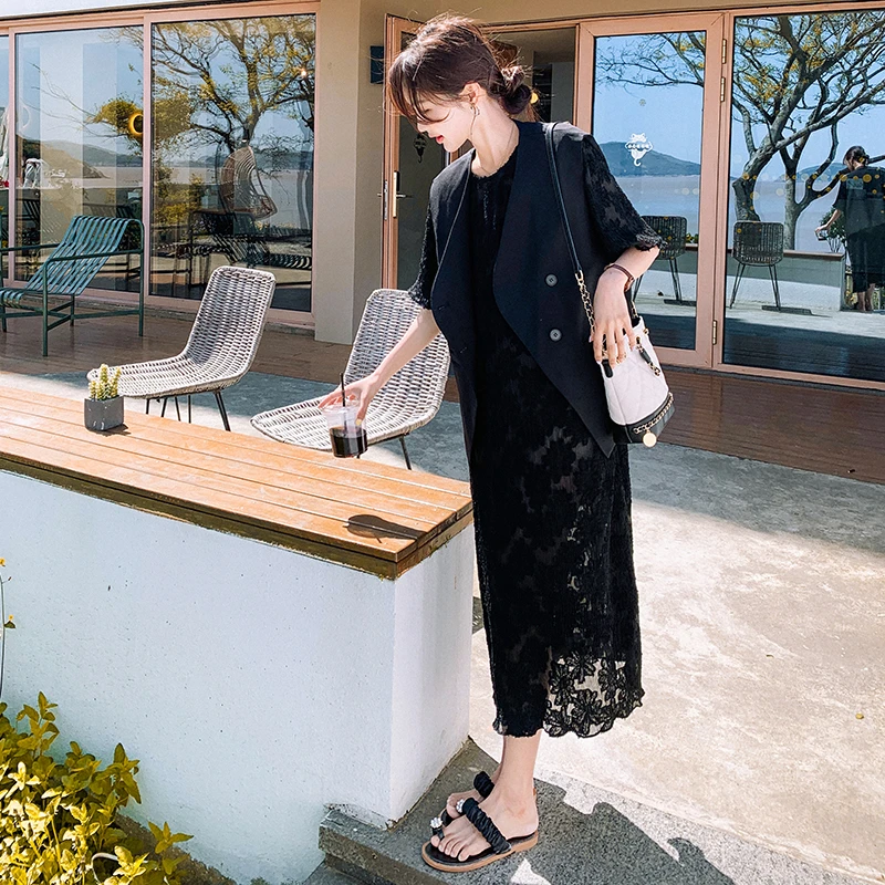 黑色蕾丝连衣裙套装女2025夏季新款超好看气质马甲赫本风裙两件套