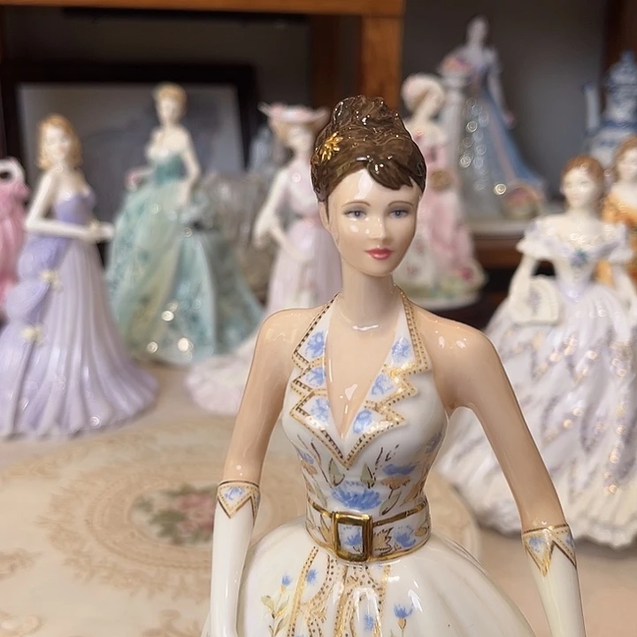 杯欧洲中古瓷器摆件