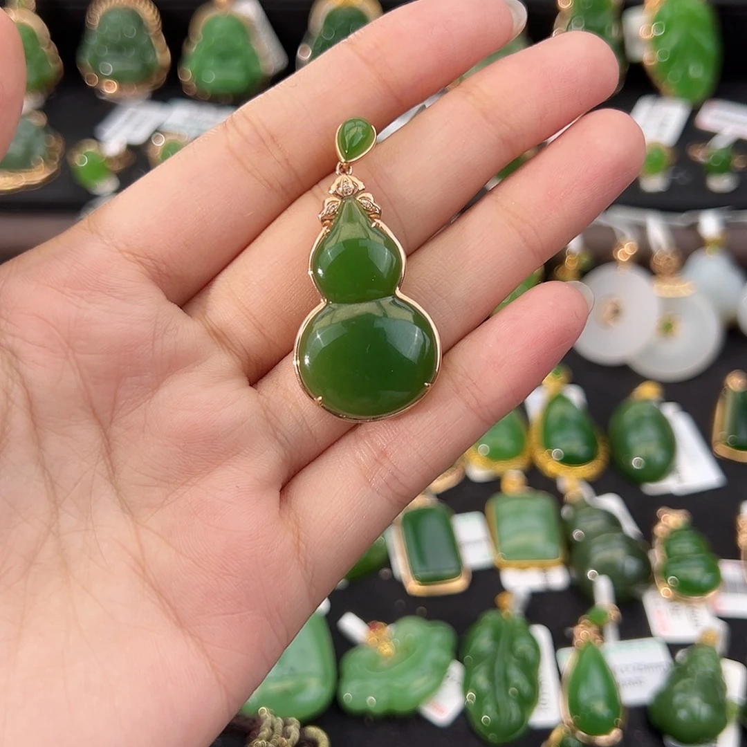 和田玉18K金镶嵌吊坠(不含链)辣阳绿葫芦29*19