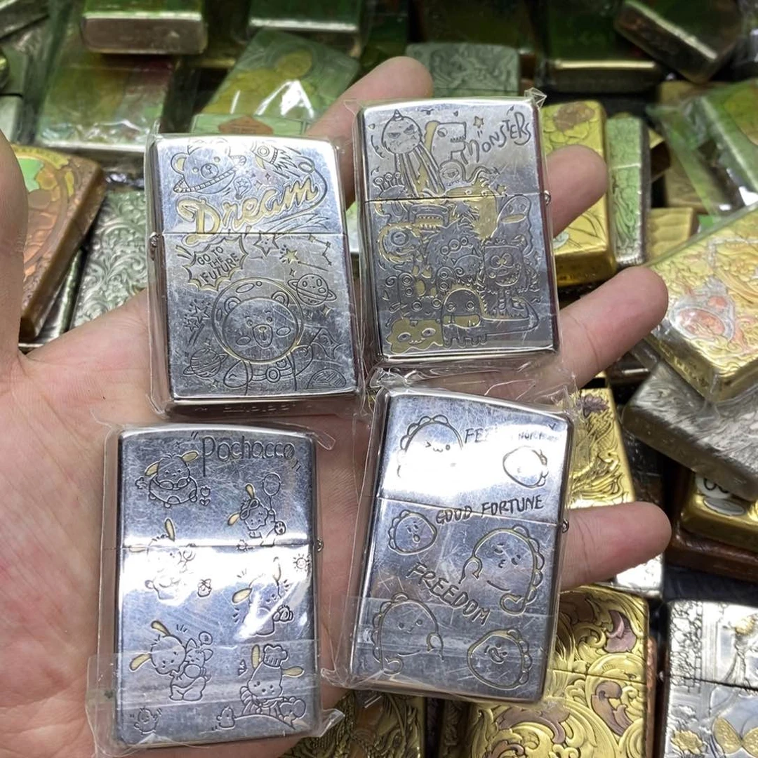 重****发四只动漫烧机