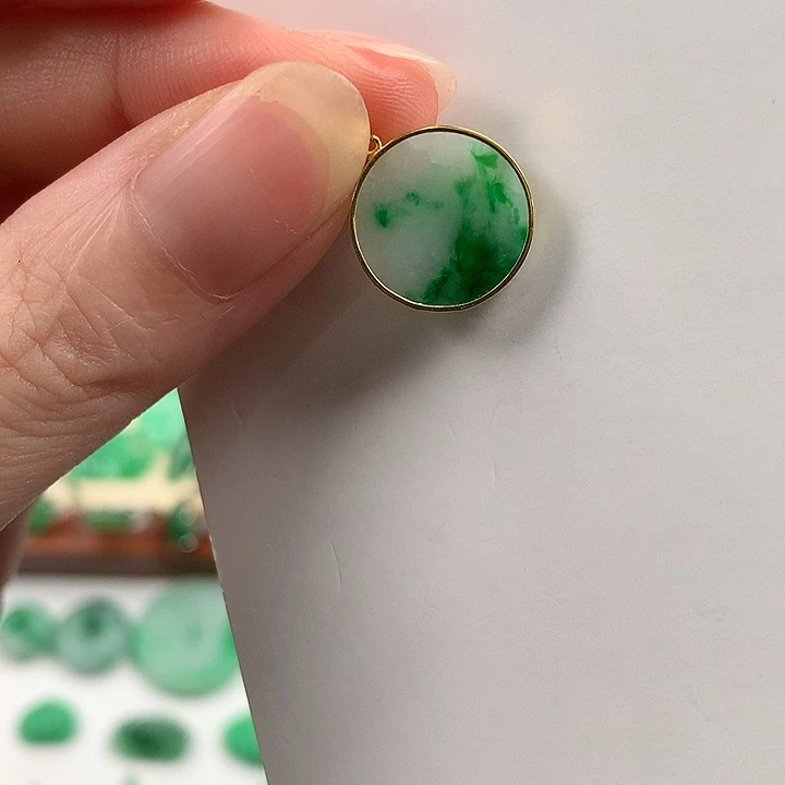 翡翠18K金镶嵌颈饰8753346778