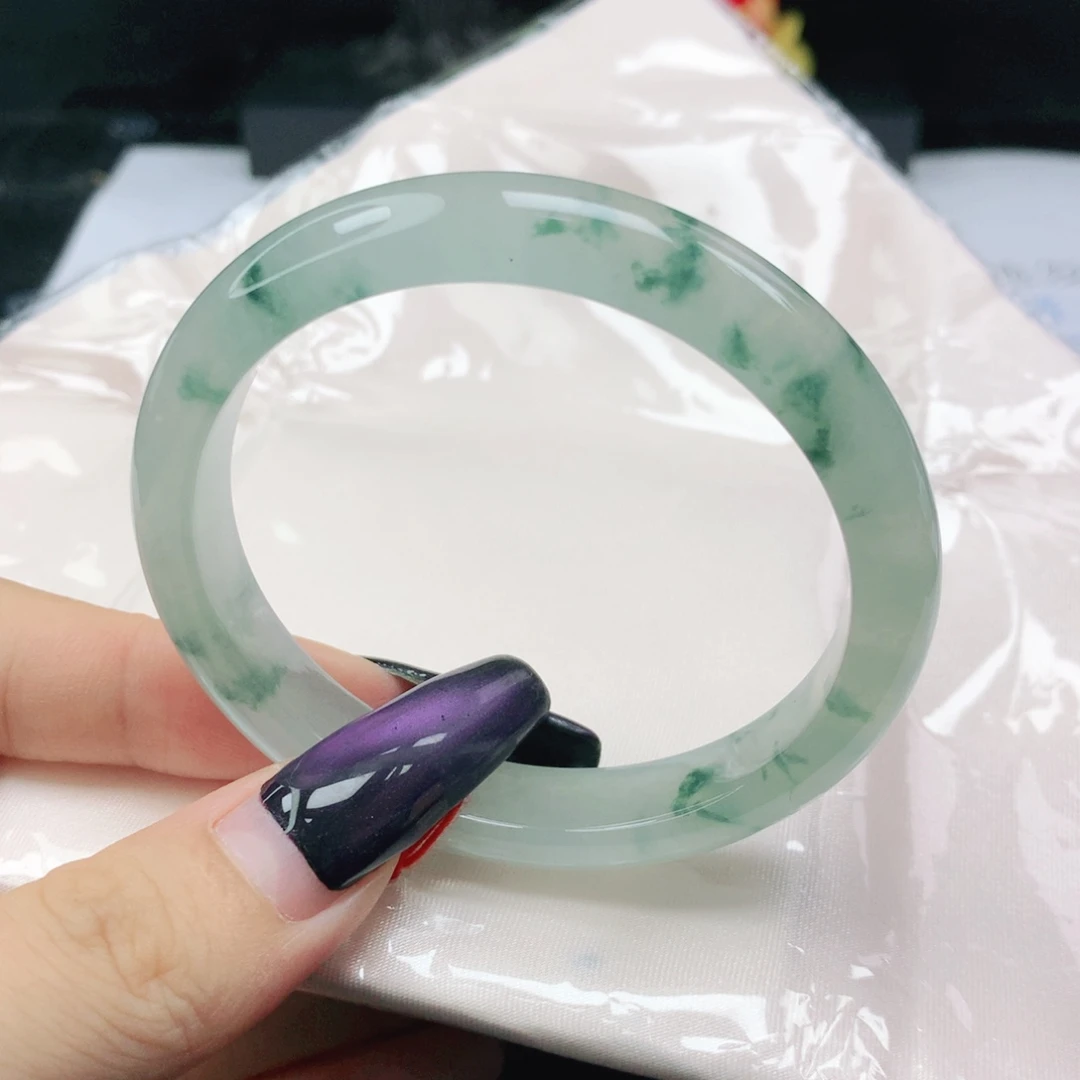 翡翠未镶嵌手镯翡翠54.0冰种透飘蓝花贵妃