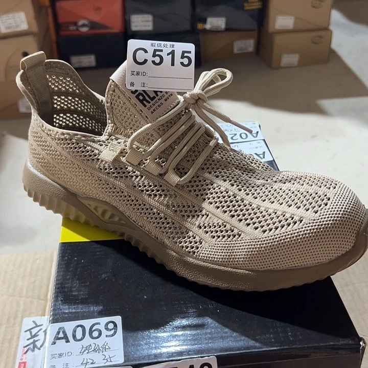 编码515号。43码微瑕防砸防刺劳保鞋
