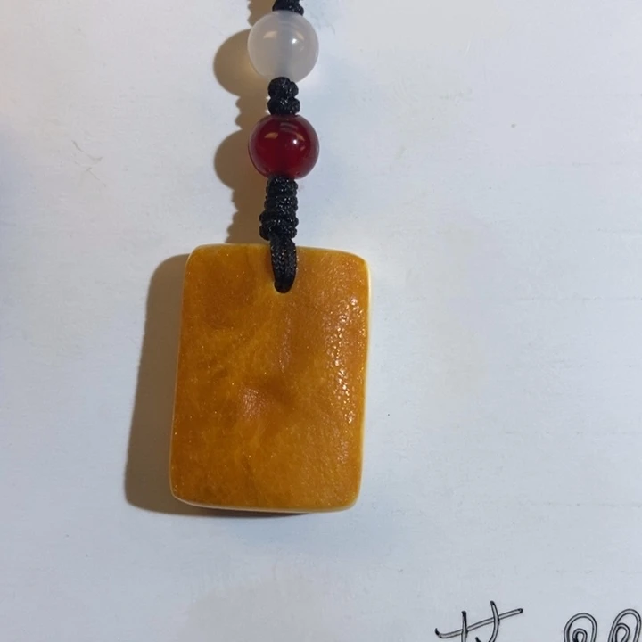 未镶嵌琥珀珠宝奇石