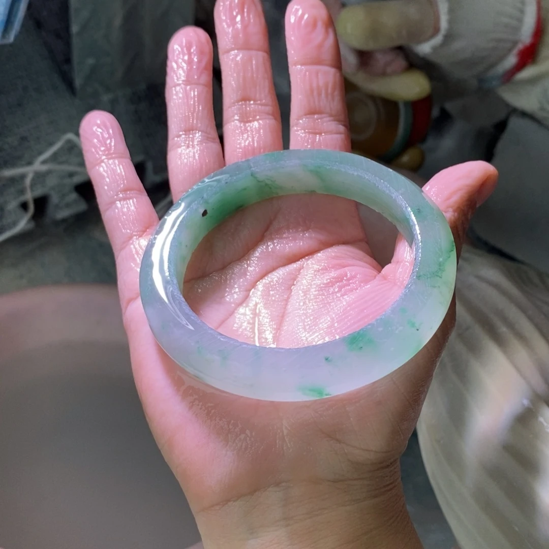 记***住石英质玉（非洲翠）未镶嵌手镯定制