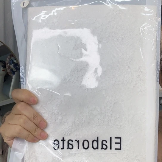 头层牛皮革涤纶（聚酯纤维）打底衣白色