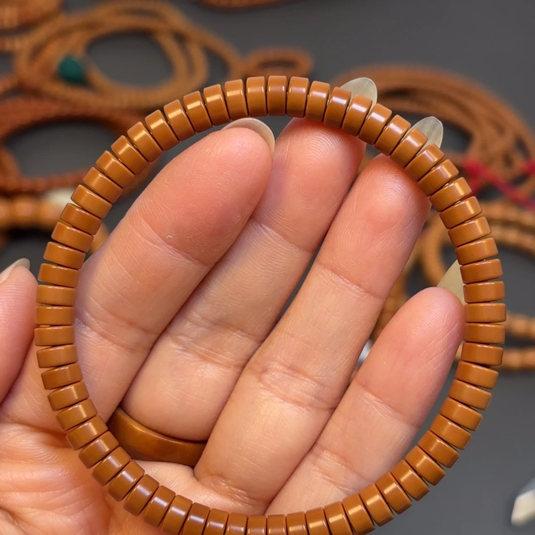 ¥***、手串/手链橄榄核6.0mm橄榄核尖药片单圈