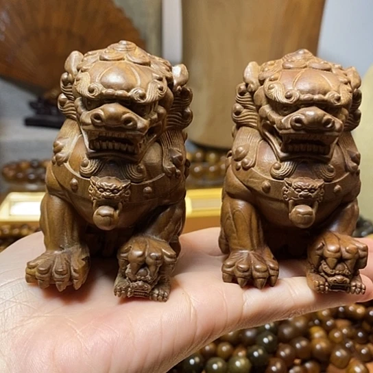 老山檀香貔貅摆件一对