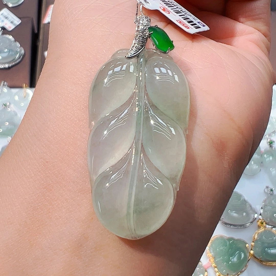 翡翠18K金镶嵌吊坠(不含链)叶子
