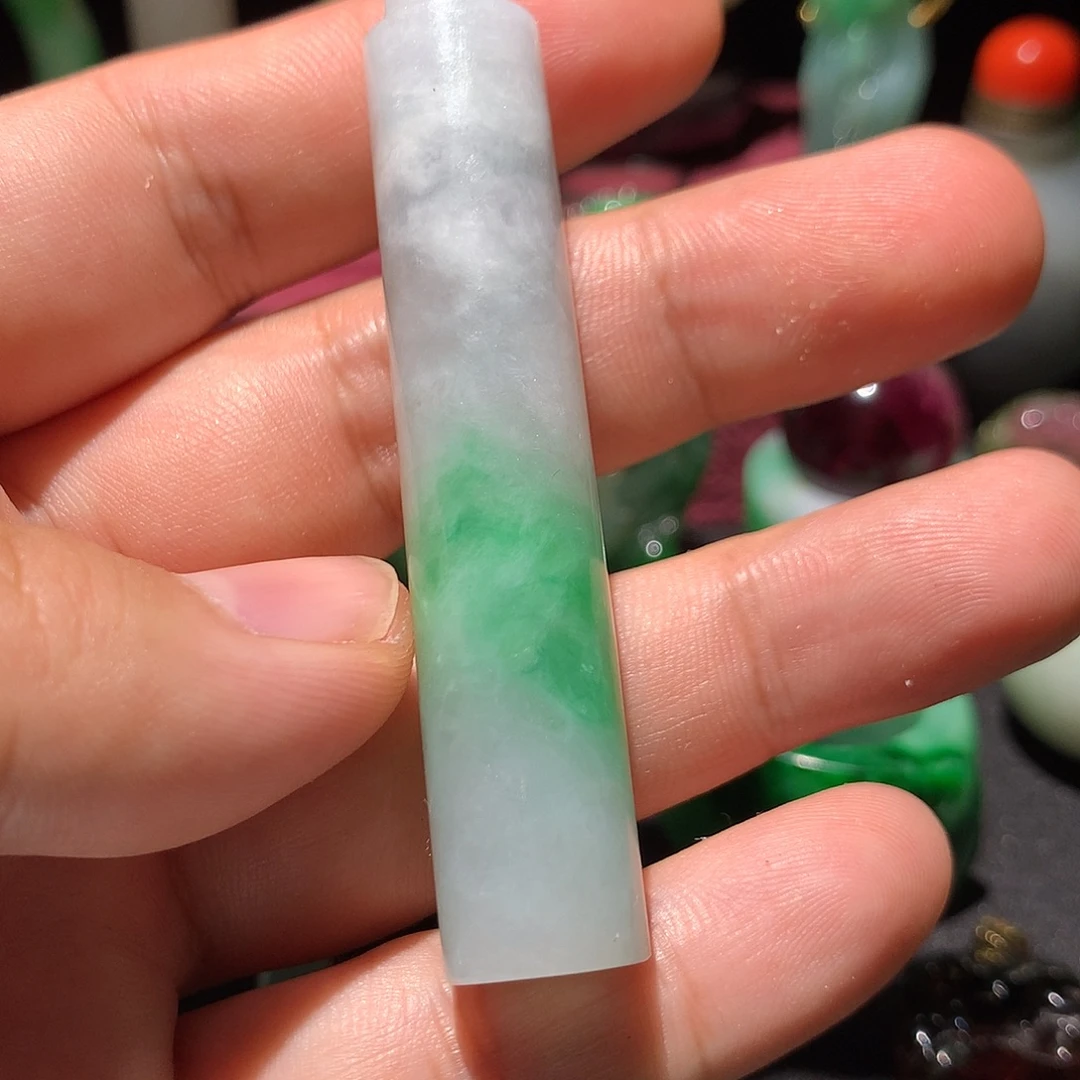 翡翠未镶嵌挂件翡翠翎管