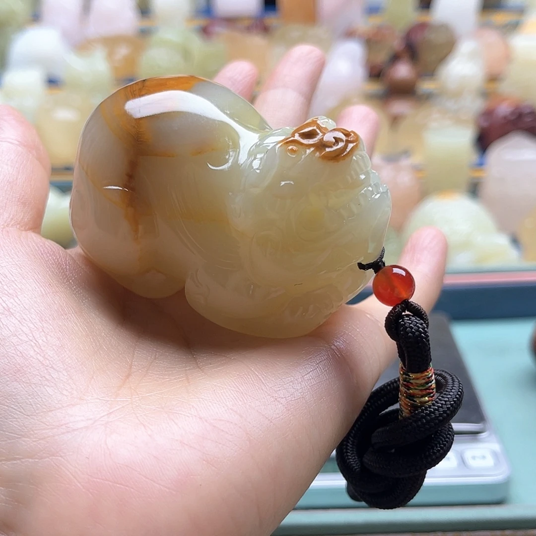 行***子新疆昆仑山脉山料