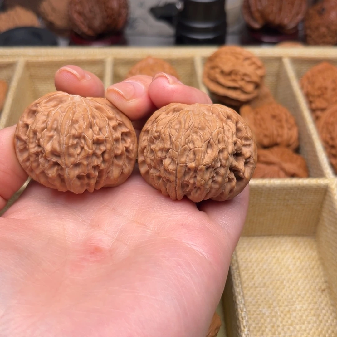 文玩核桃把件40磨盘