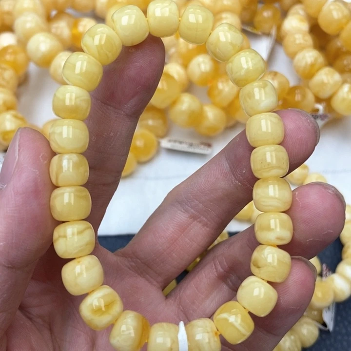 琥珀未镶嵌珠宝奇石40