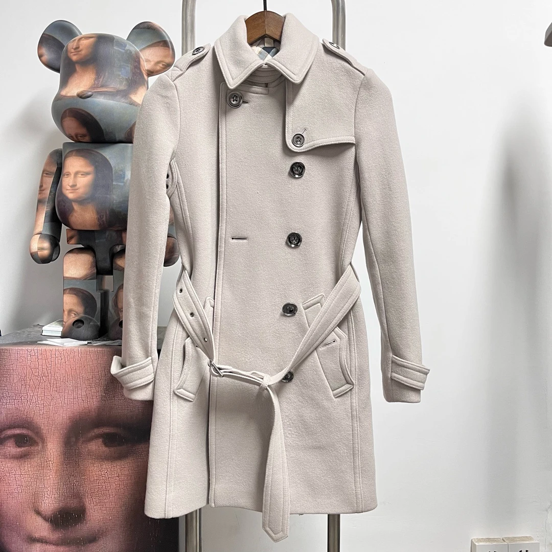99新 BURBERRY/博柏利 巴宝莉大衣 J1007 尺码：6 衣长85 胸围46