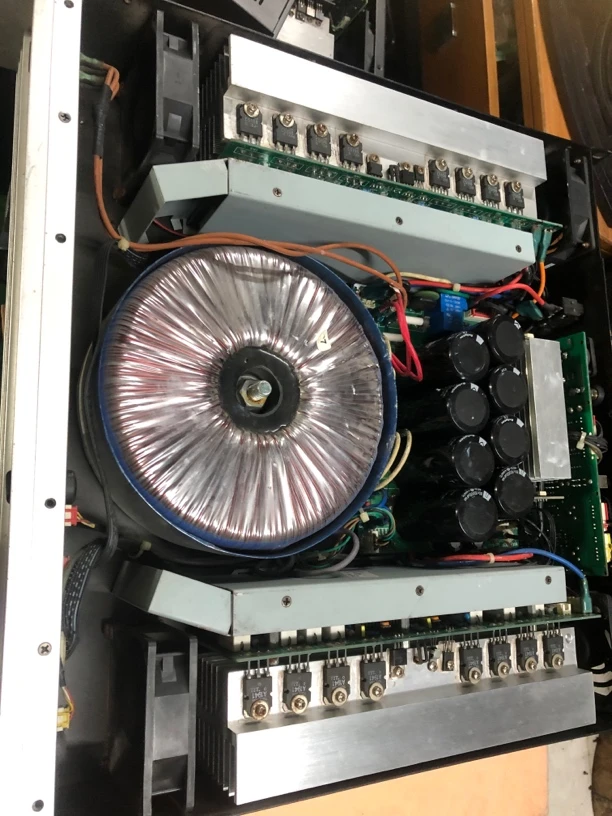 8新  奥龙：型号5200：功放器：不包邮