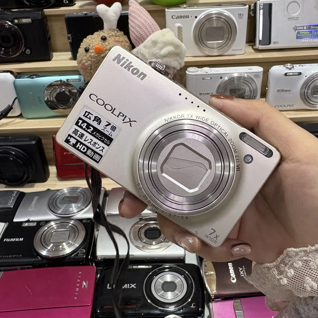 9新 Nikon/尼康 尼康s6000香槟色1400万像素7倍光学