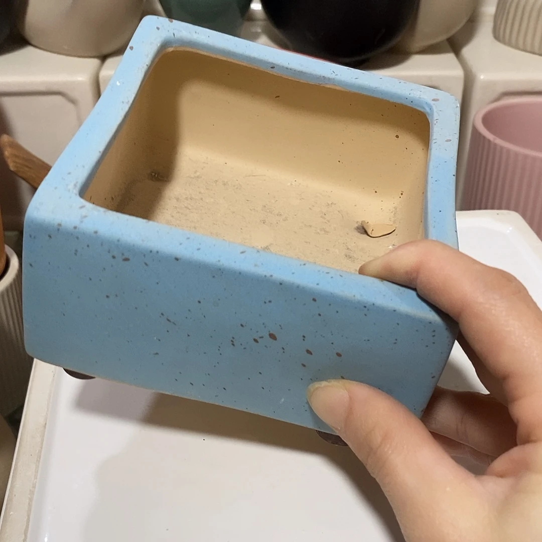 杯子陶盆有孔 瑕疵介意勿拍