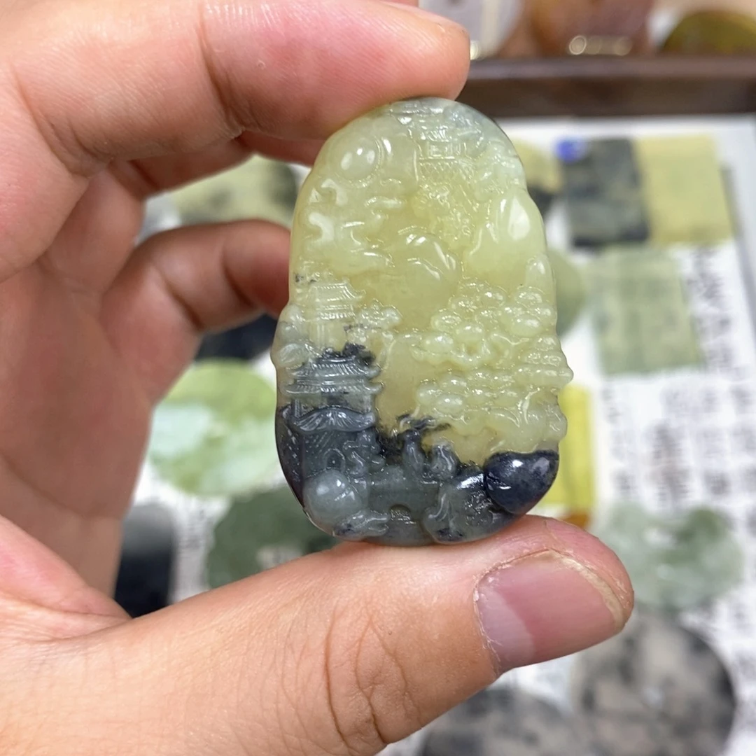 岫玉未镶嵌颈饰岫玉吊坠