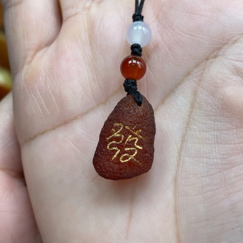 【闪购商品】琥珀颈饰未镶嵌