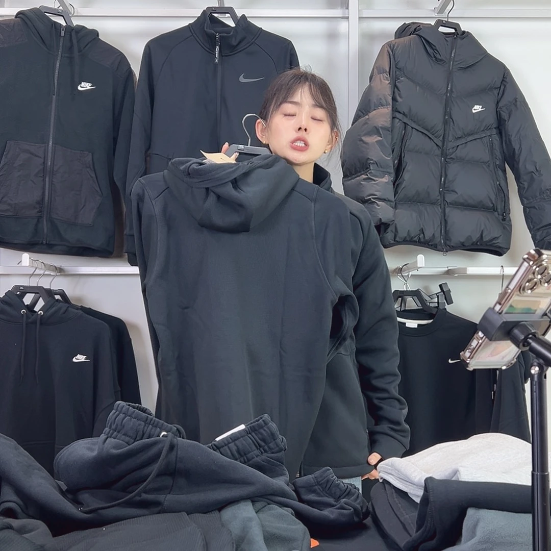 2125外套带帽XL码不退换150-170