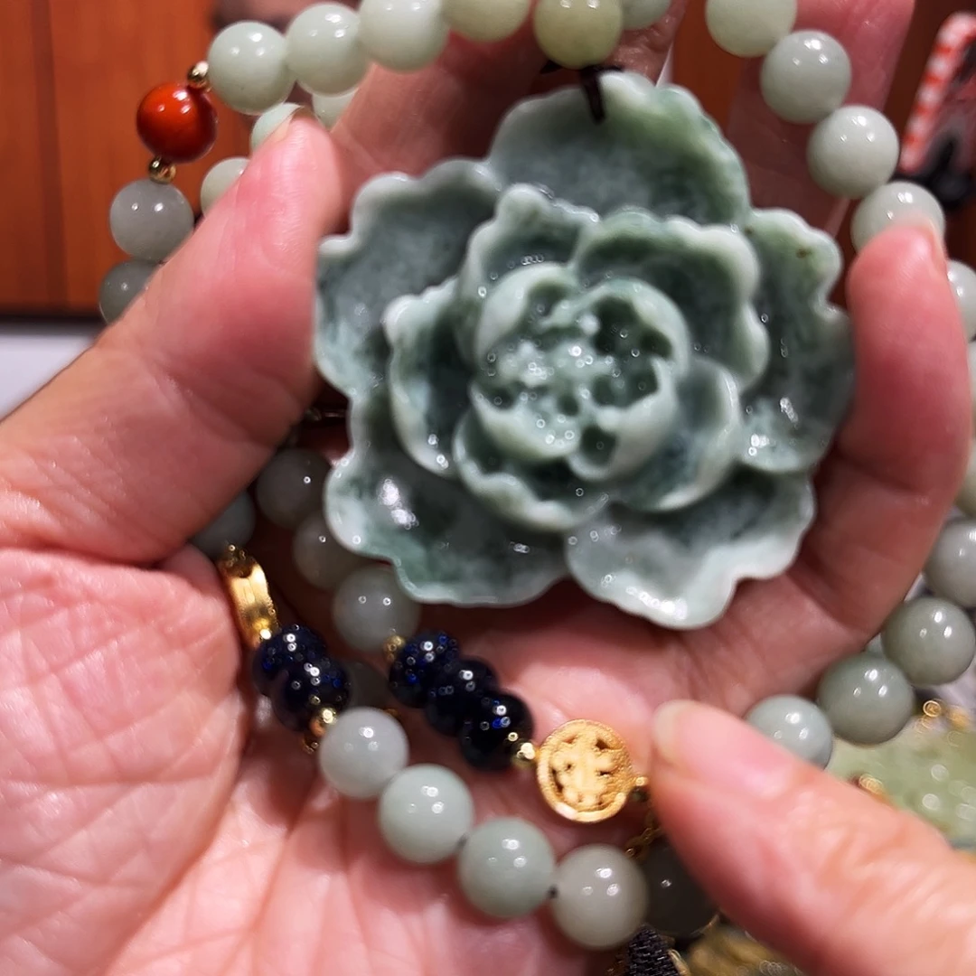 岫玉未镶嵌毛衣链