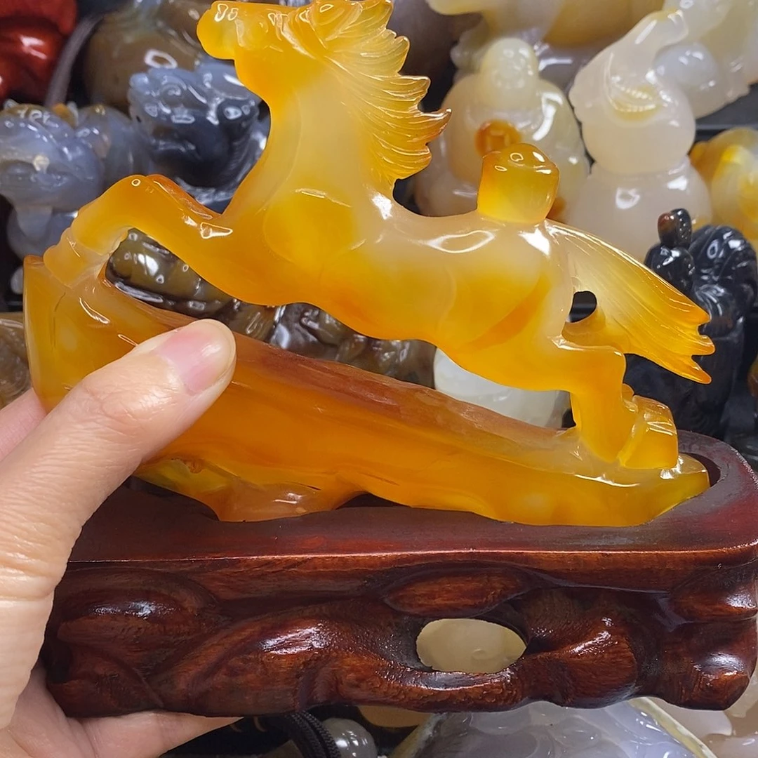 天***清玛瑙/玉髓未镶嵌摆件