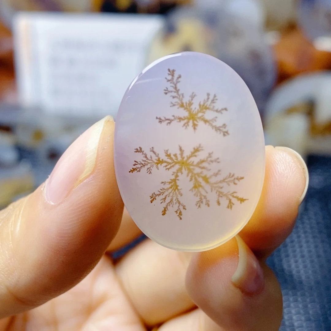 玛瑙/玉髓未镶嵌珠宝奇石