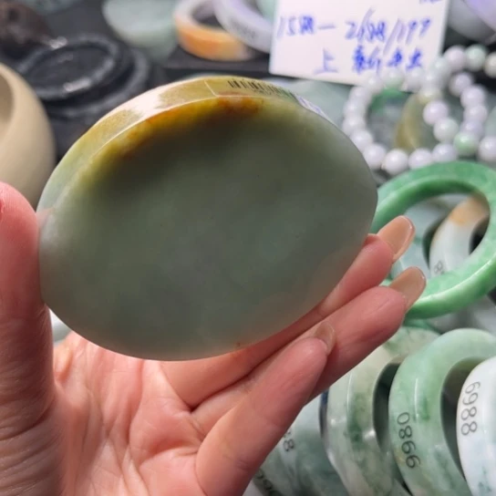 定制翡翠未镶嵌翡翠手镯