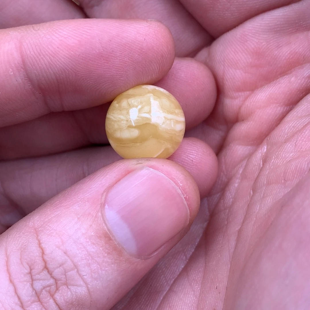 琥珀裸石未镶嵌石***苔蜜蜡