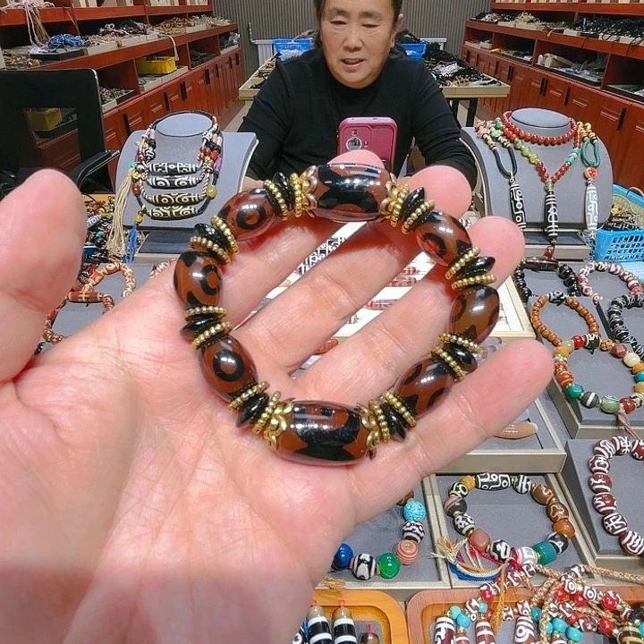 未镶嵌玛瑙/玉髓珠宝奇石