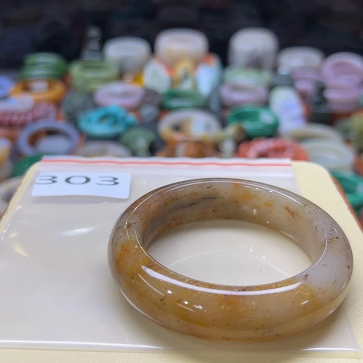 石英质玉手镯未镶嵌蜜**笑303