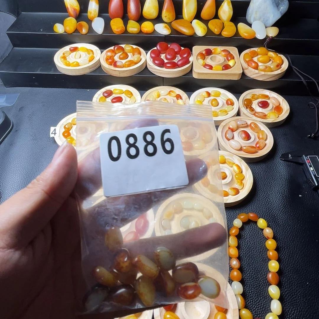 和田玉未镶嵌吊坠(不含链)不****子