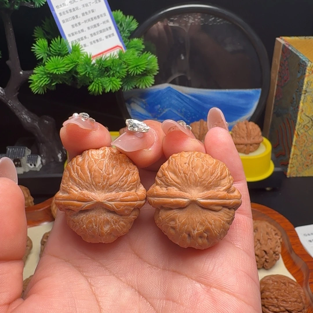 海***修把件文玩核桃全品球宝33