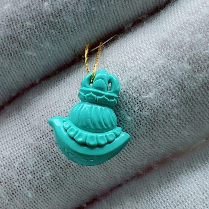 绿松石未镶嵌钺刀