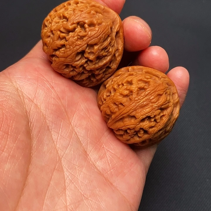 文玩核桃把件35火麒麟