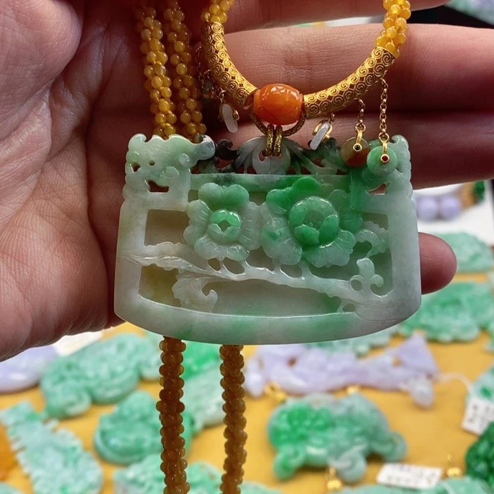 翡翠颈饰未镶嵌勿**J翡翠吊坠挂件