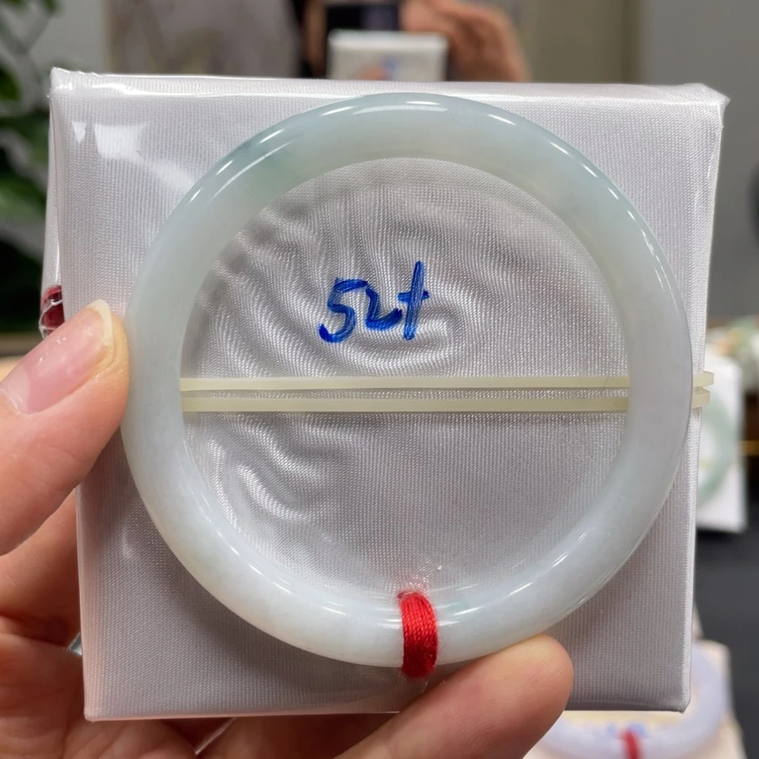 翡翠未镶嵌手镯翡翠