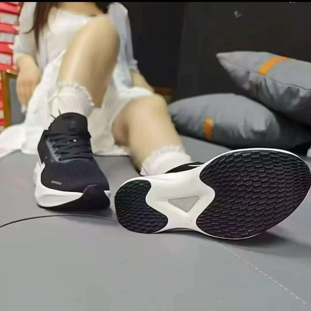 【运费险】爆款情侣秋冬新款透气网面时尚百搭休闲运动鞋