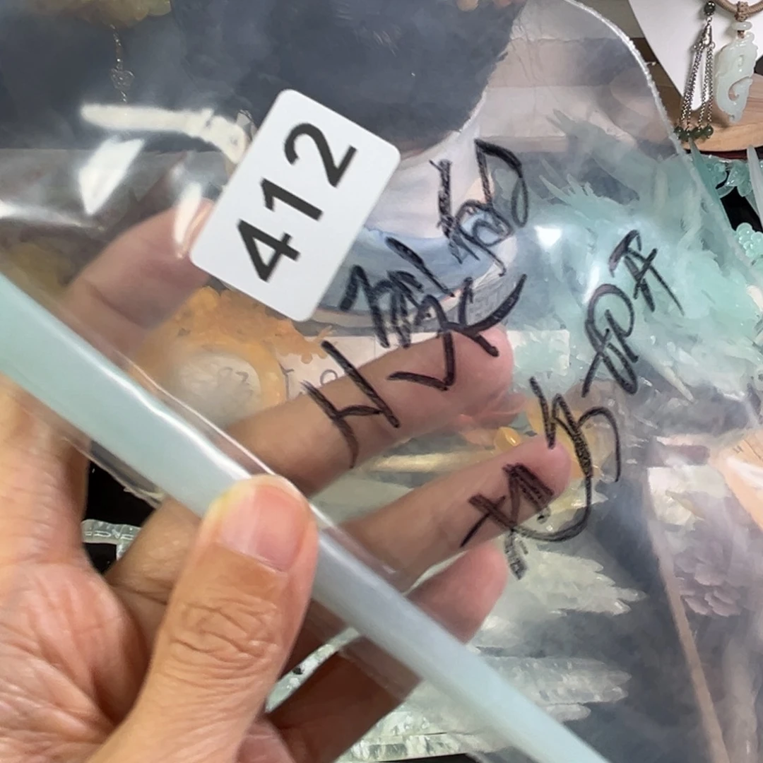 岫玉未镶嵌发饰大*吗