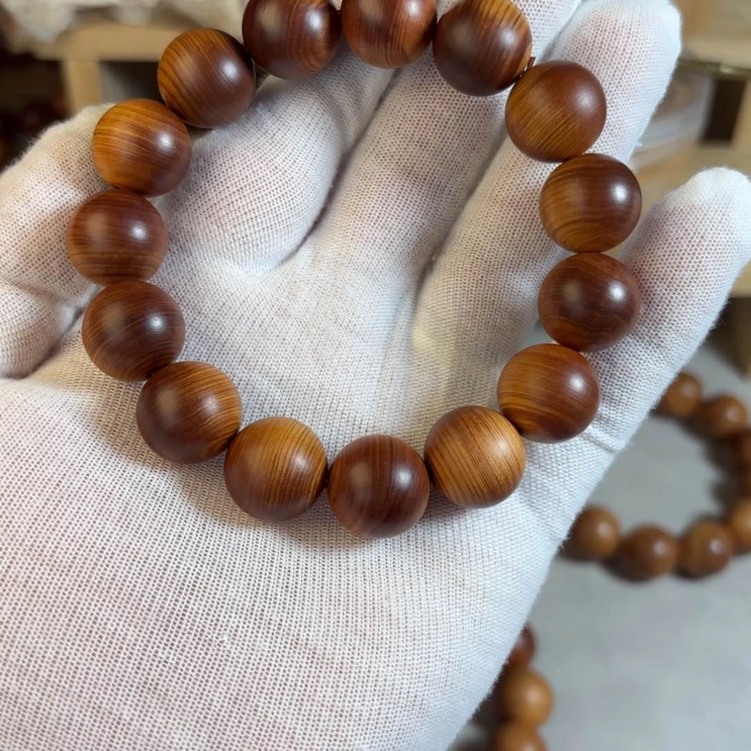 柏木（崖柏）大*董柏韵太行1.5黑油60大小