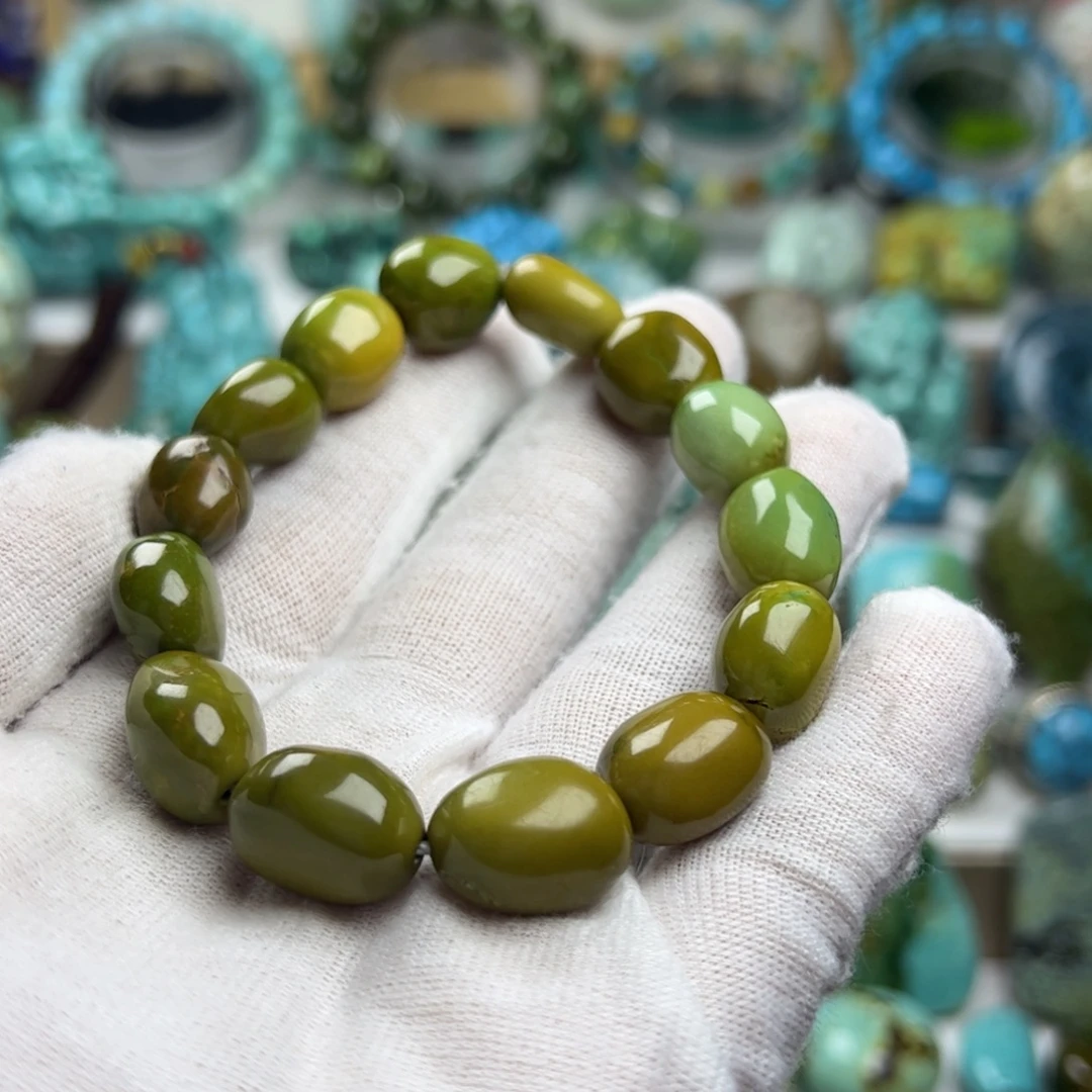 绿松石未镶嵌珠宝奇石