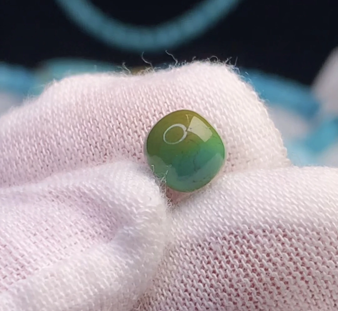 原矿绿松石精品隔珠老型7毫米