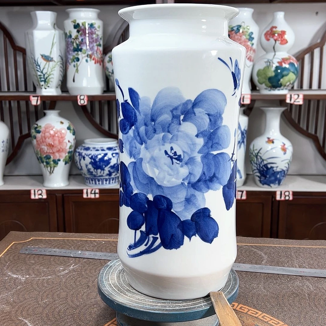 摆件景德镇陶瓷书青牡