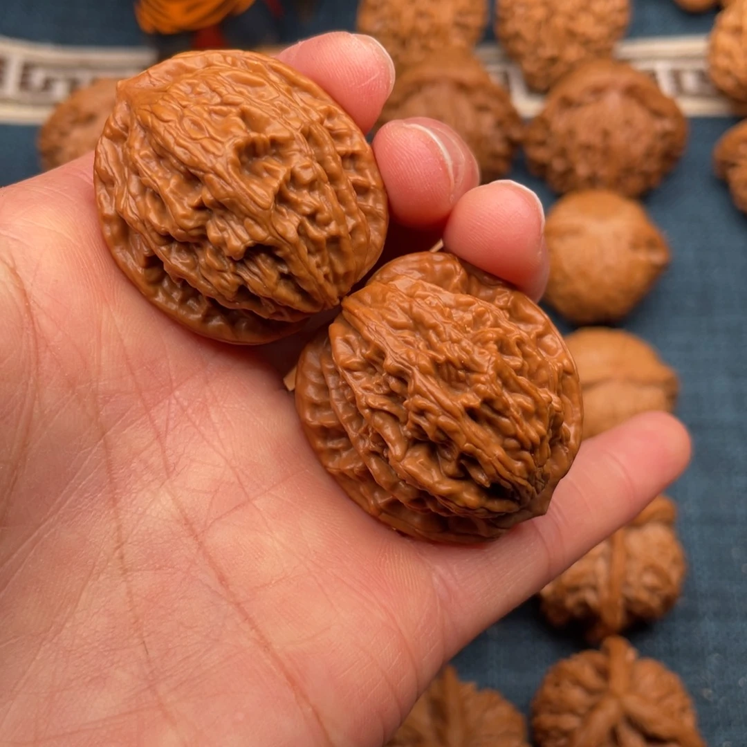 文玩核桃把件33全品毕业虎头手捻