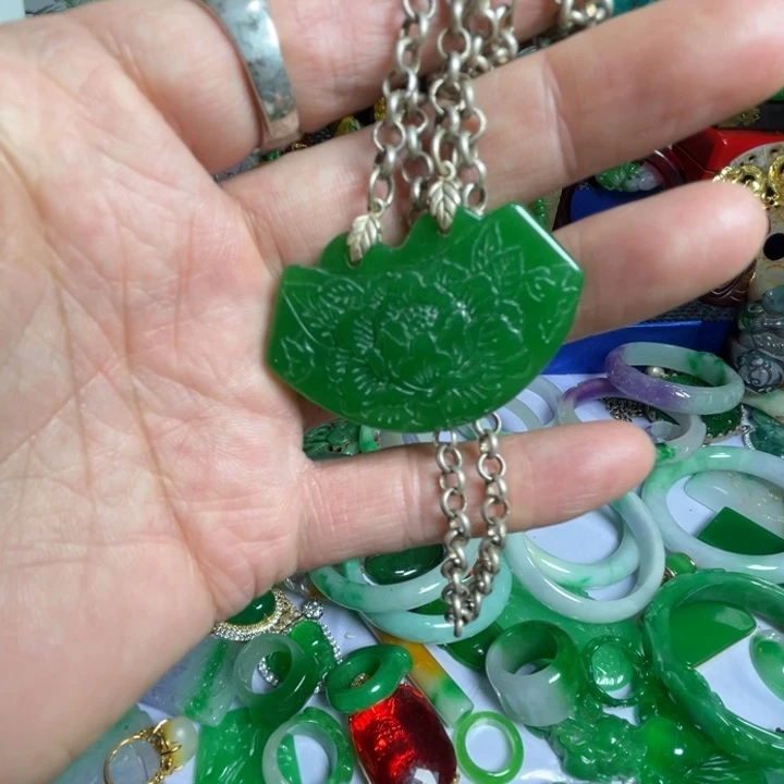 滴血莲花菩提吊坠