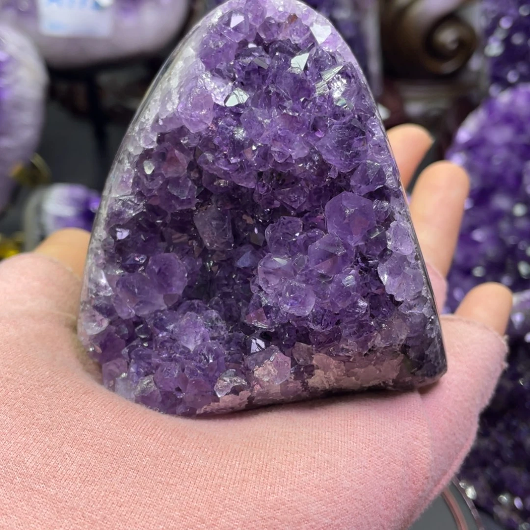 紫晶大型摆件（非配饰）未镶嵌
