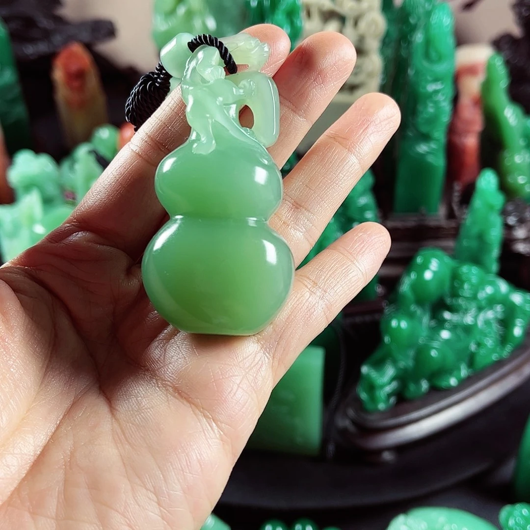 四川石乘**去名贵石材梅子青