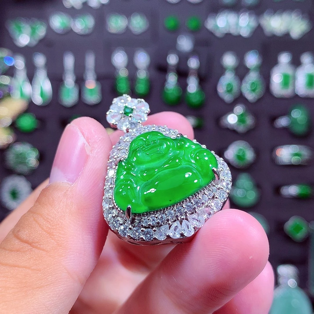 颈饰未镶嵌翡翠天然